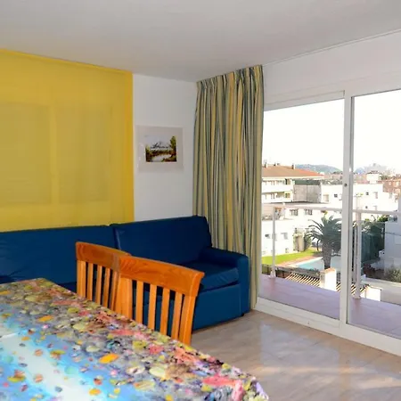 Bonsol Apartment *